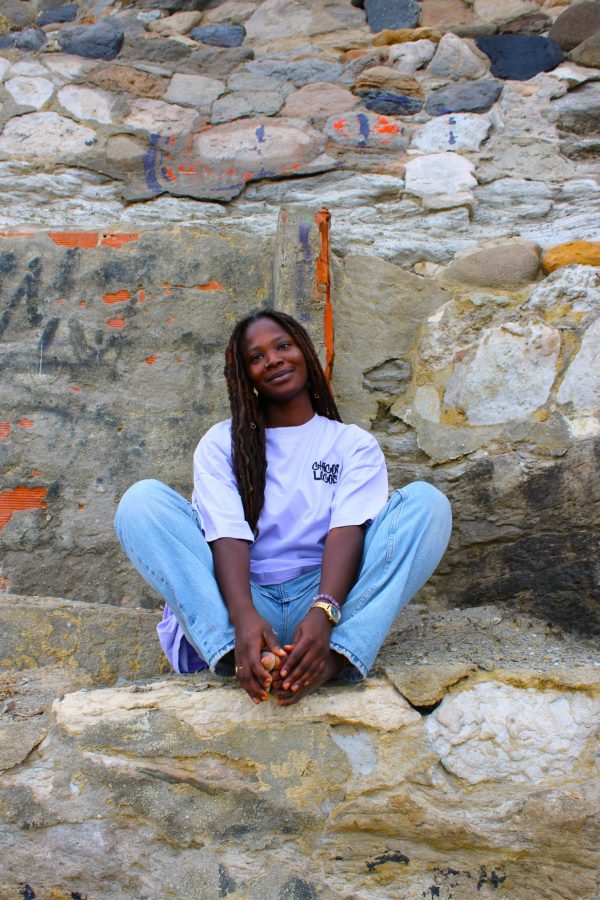 "More amor" purple  T-shirt – Image 7