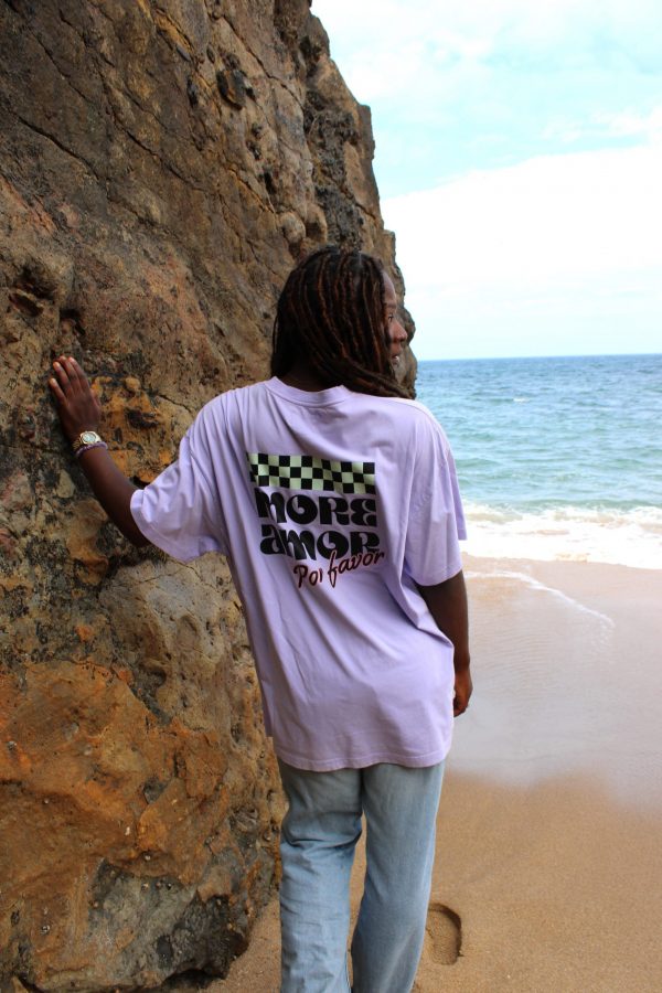"More amor" purple  T-shirt – Image 3